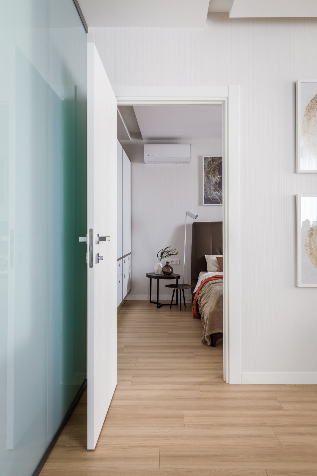 Точка белого (фотографии спальни)