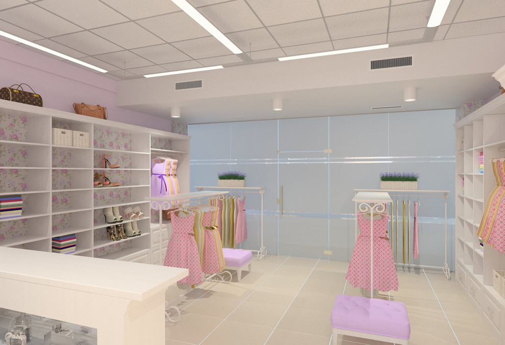 Обложка проекта: Интерьер шоурума женской одежды Room-Room, в ТЦ CITY HALL