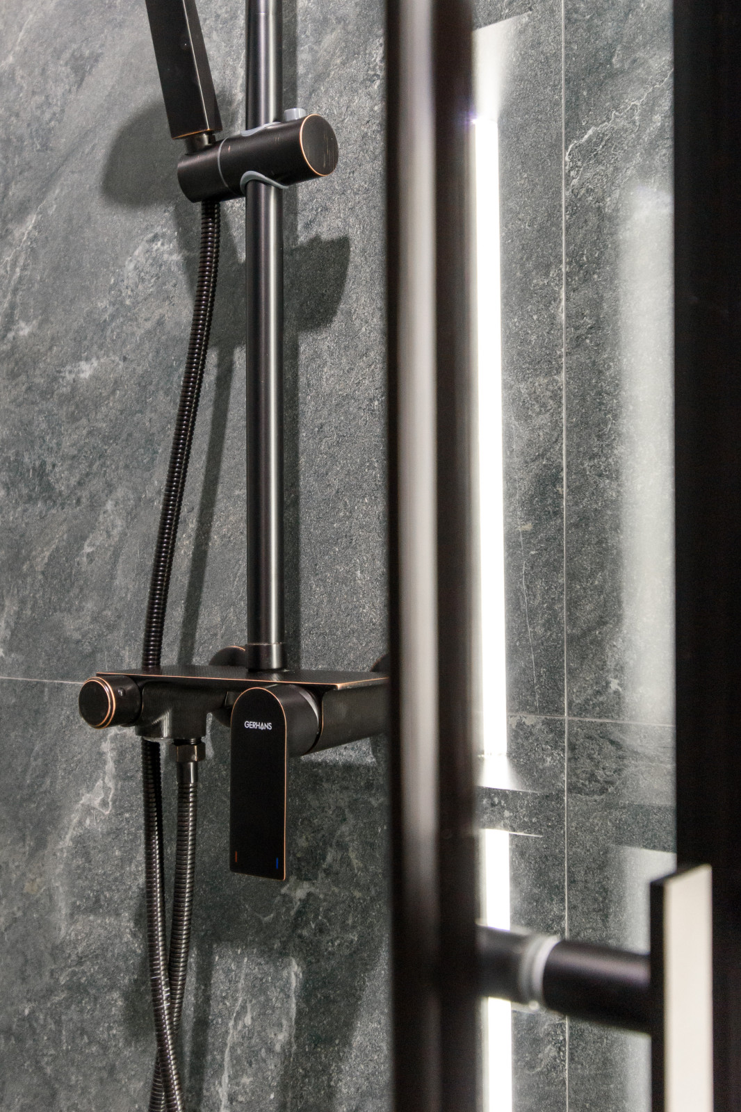 Студия в современном, минималистичном стиле