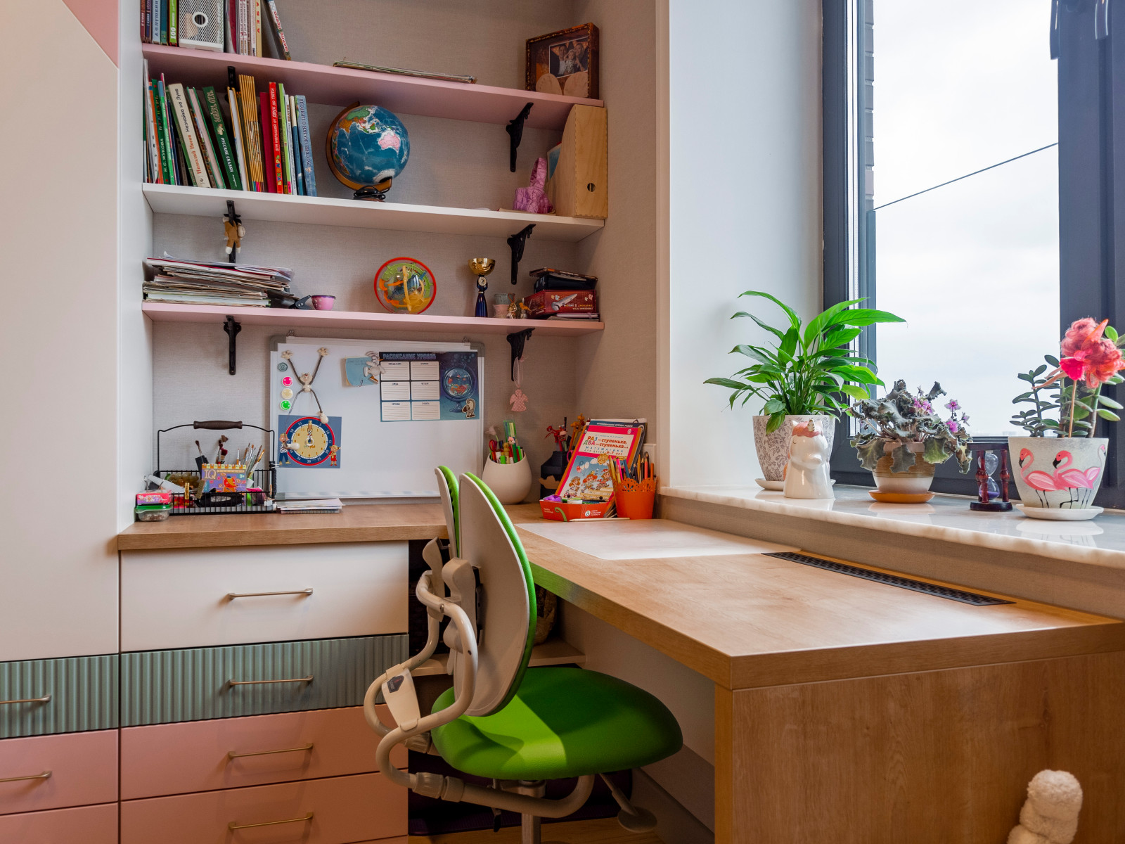 Меблировка детской комнаты для девочки 5 лет