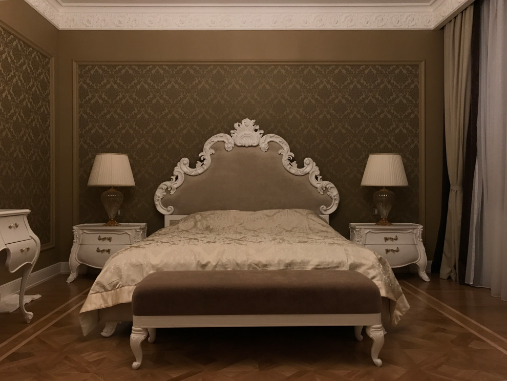 Смольный квартира