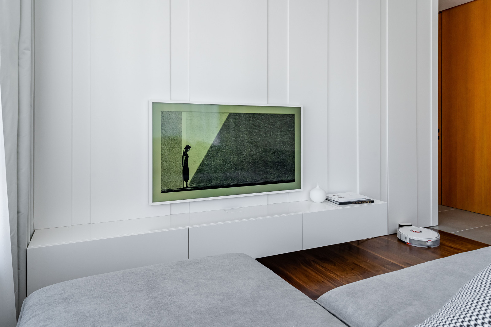 Шкаф, ТВ тумба, стеновые панели ЖК "Легенда Дальневосточный"