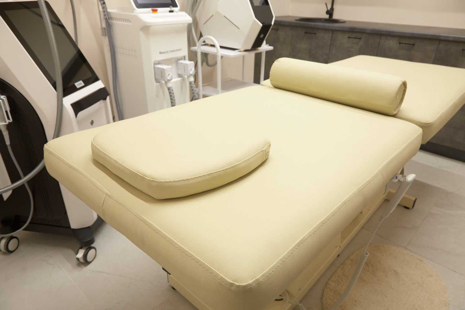 Реализация  студии аппаратной косметологии