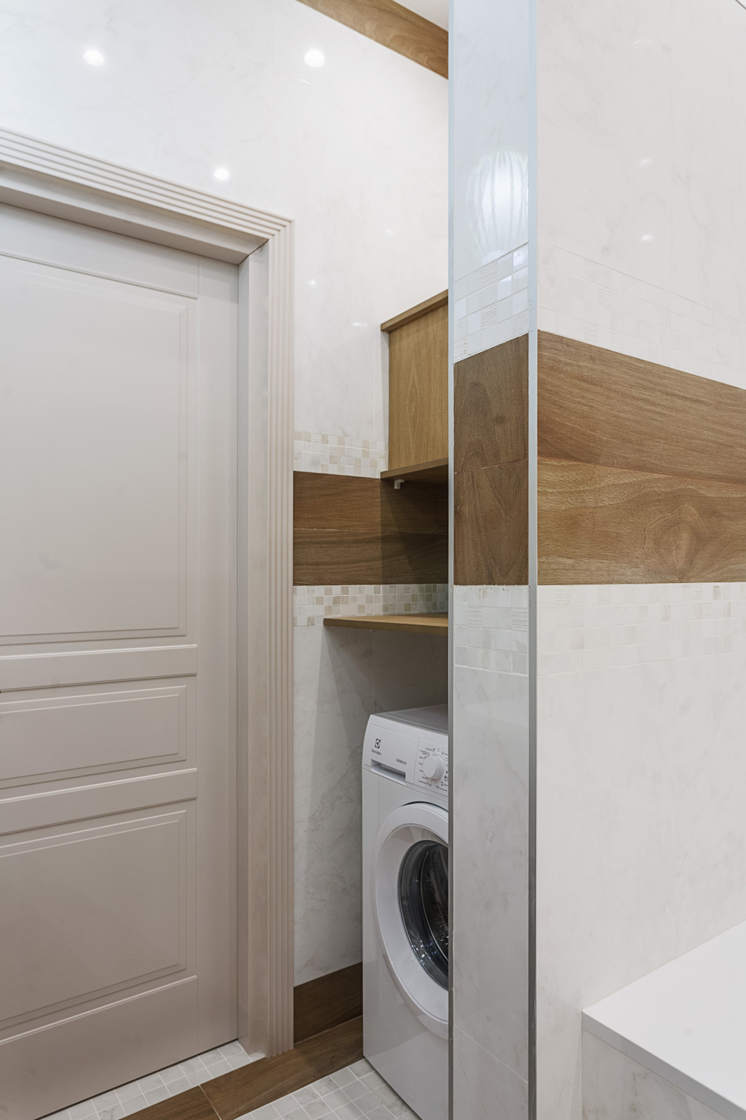 Calm,Cute and Colorful.