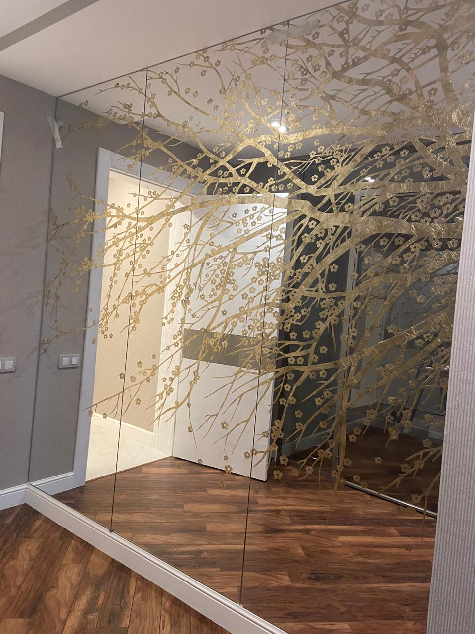 Обложка проекта: Декоративное зеркало Дерево