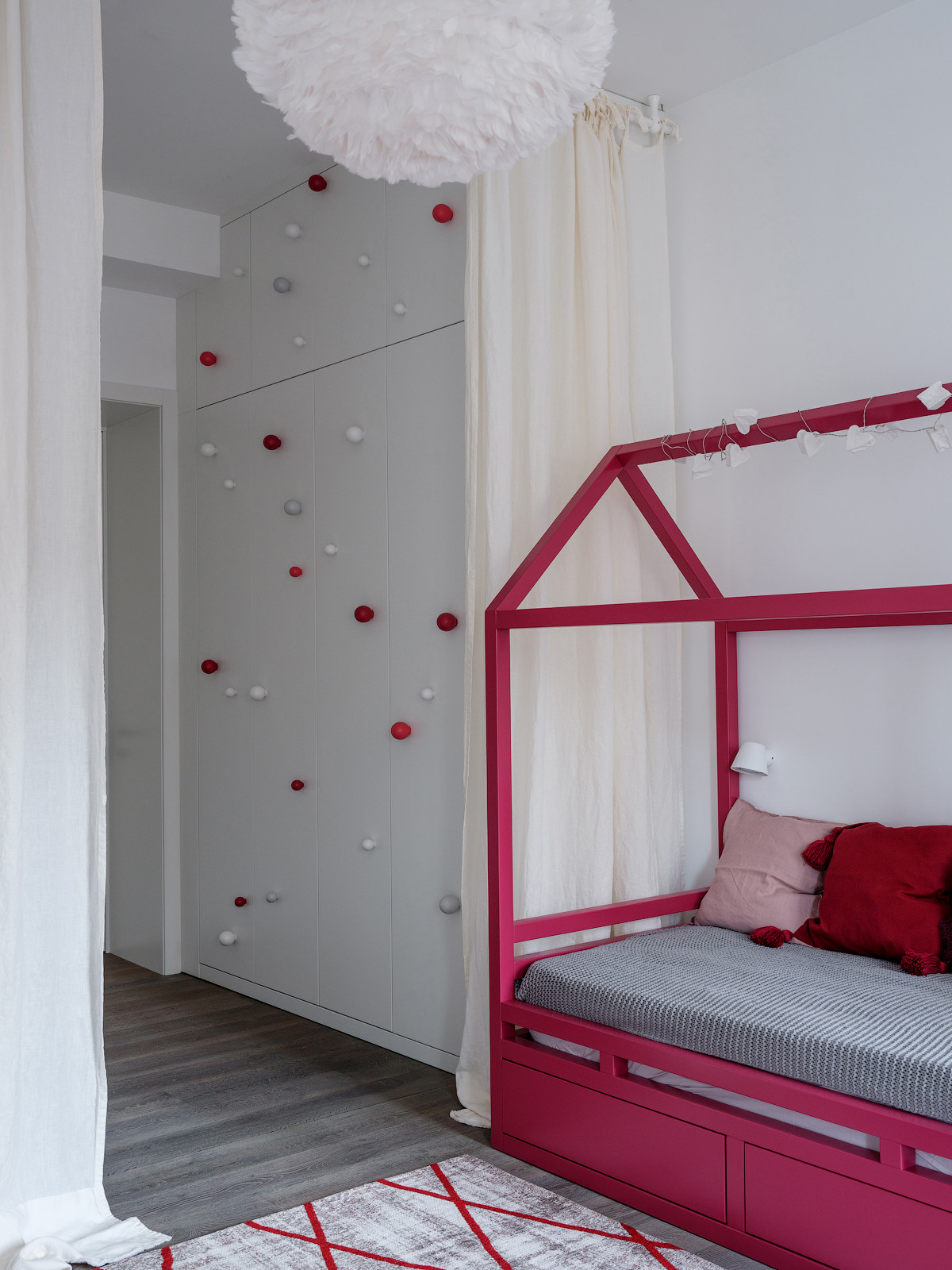 Обложка проекта: Индивидуальная мебель для квартиры в Москве по дизайн-проекту