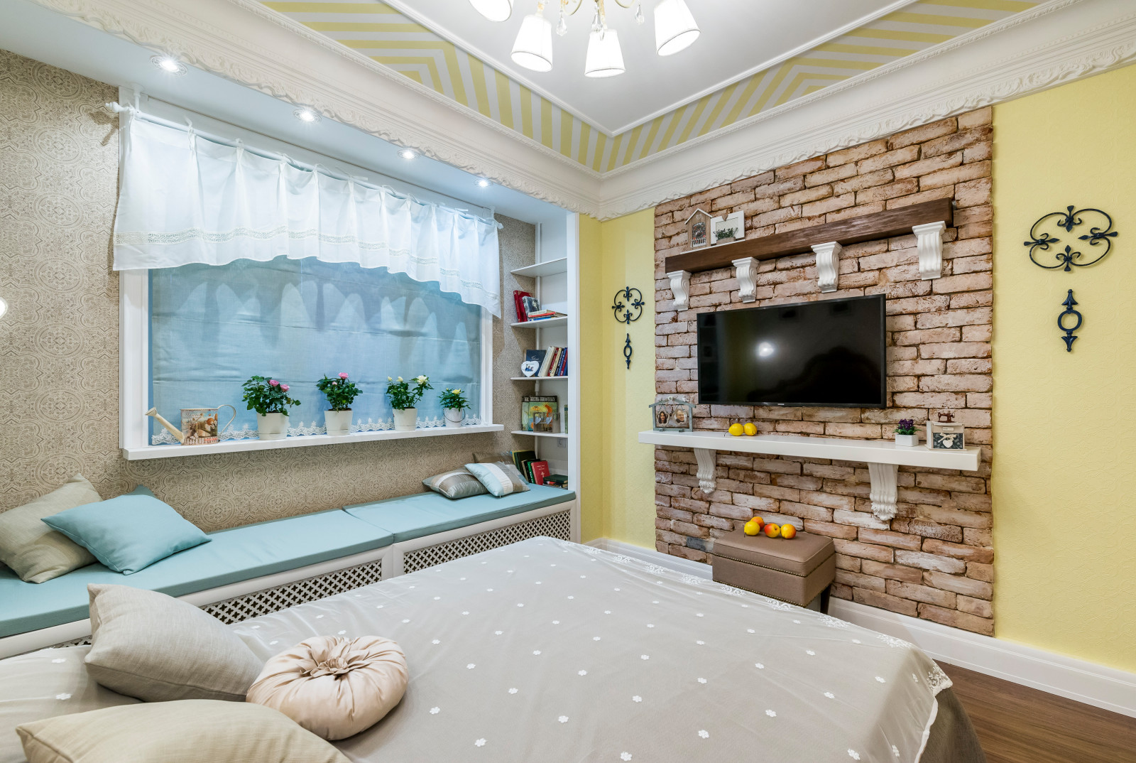 Плитка из кирпича 18 века для "Школы ремонта"