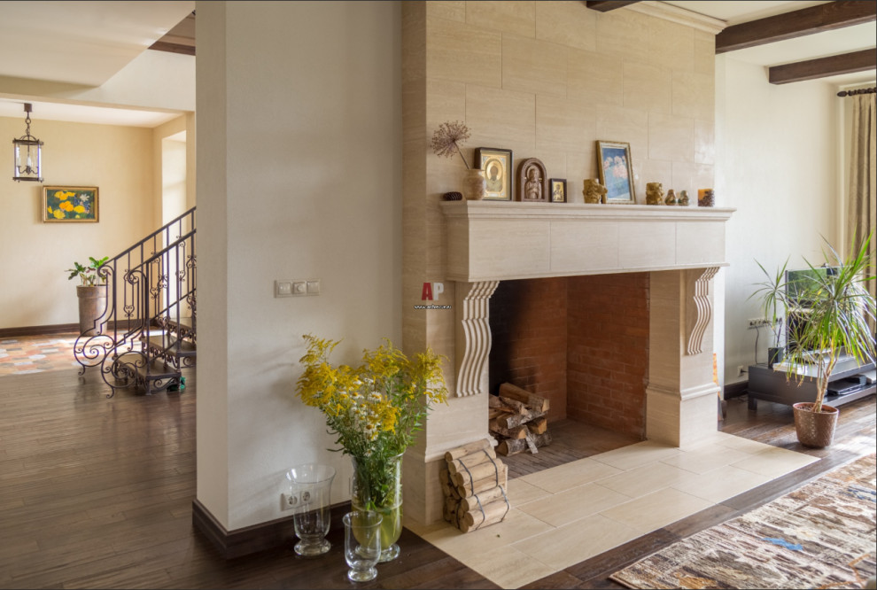 Дом на крутом склоне