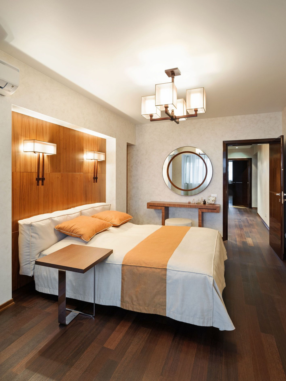 Дизайн интерьера двухуровневой квартиры в Санкт-Петербурге