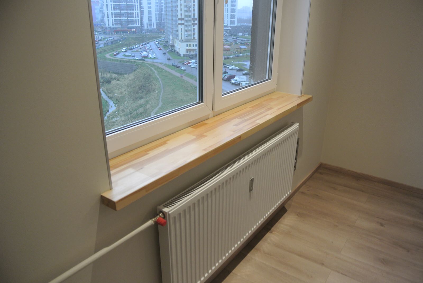 Трехкомнатная квартира Пос. Мурино, Охтинская аллея