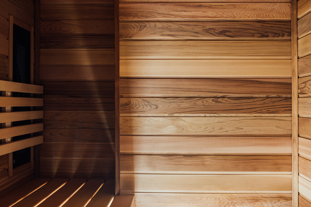 Вагонка из пестрого кедра