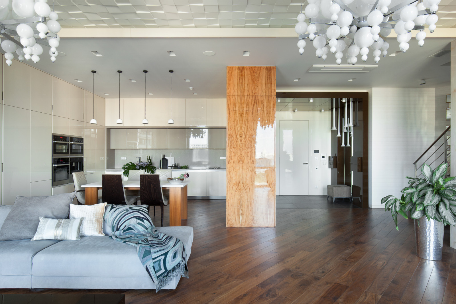 Просторная квартира в ЖК "Мосфильмовский"