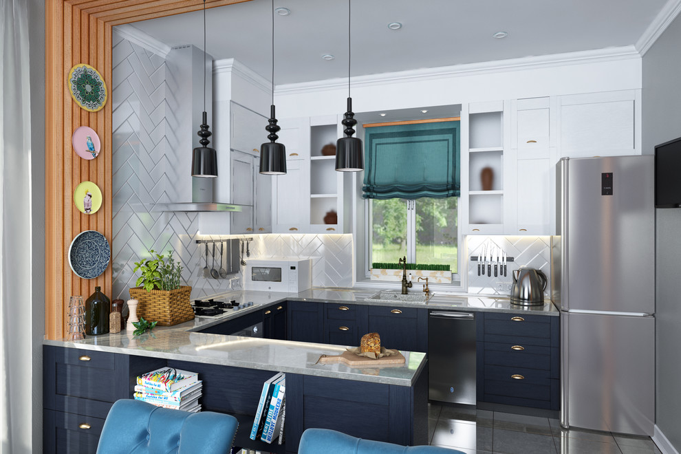 Здесь живет море