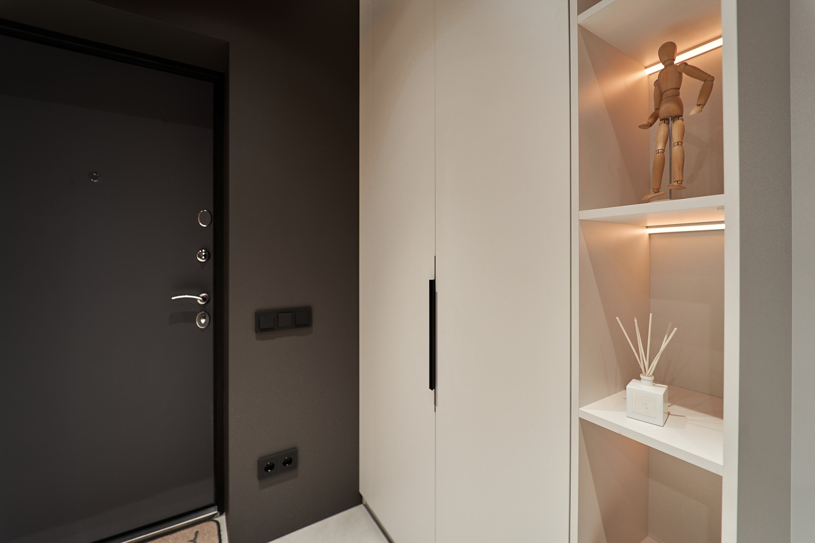 Проект трехкомнатной квартиры, S=99,3 кв.м.