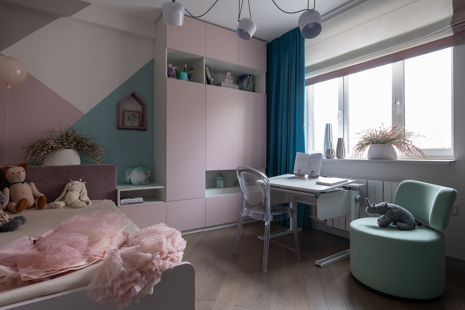 Пространство для девочек/ Girls’s space