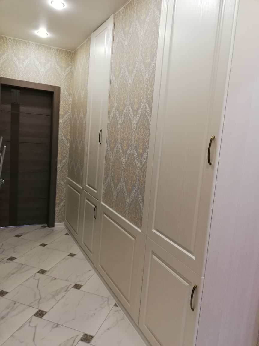 Классическая прихожая в МДФ