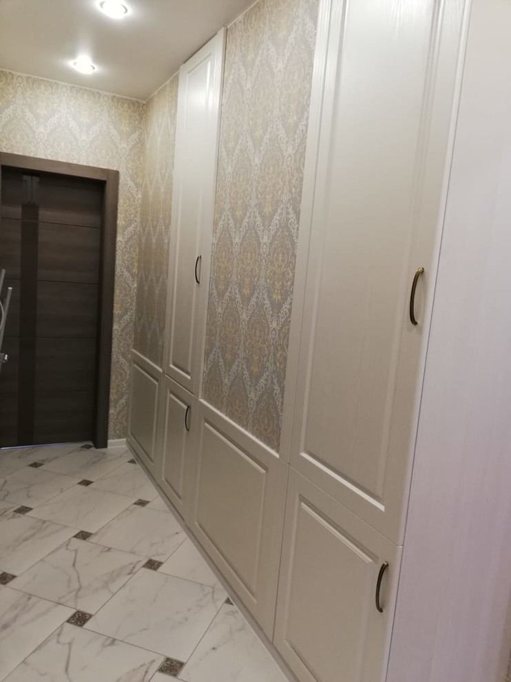 Классическая прихожая в МДФ