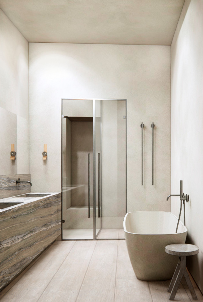 Городской Вабисаби. Малый Кисловский переулок. Квартира для семьи с 2 детьми.