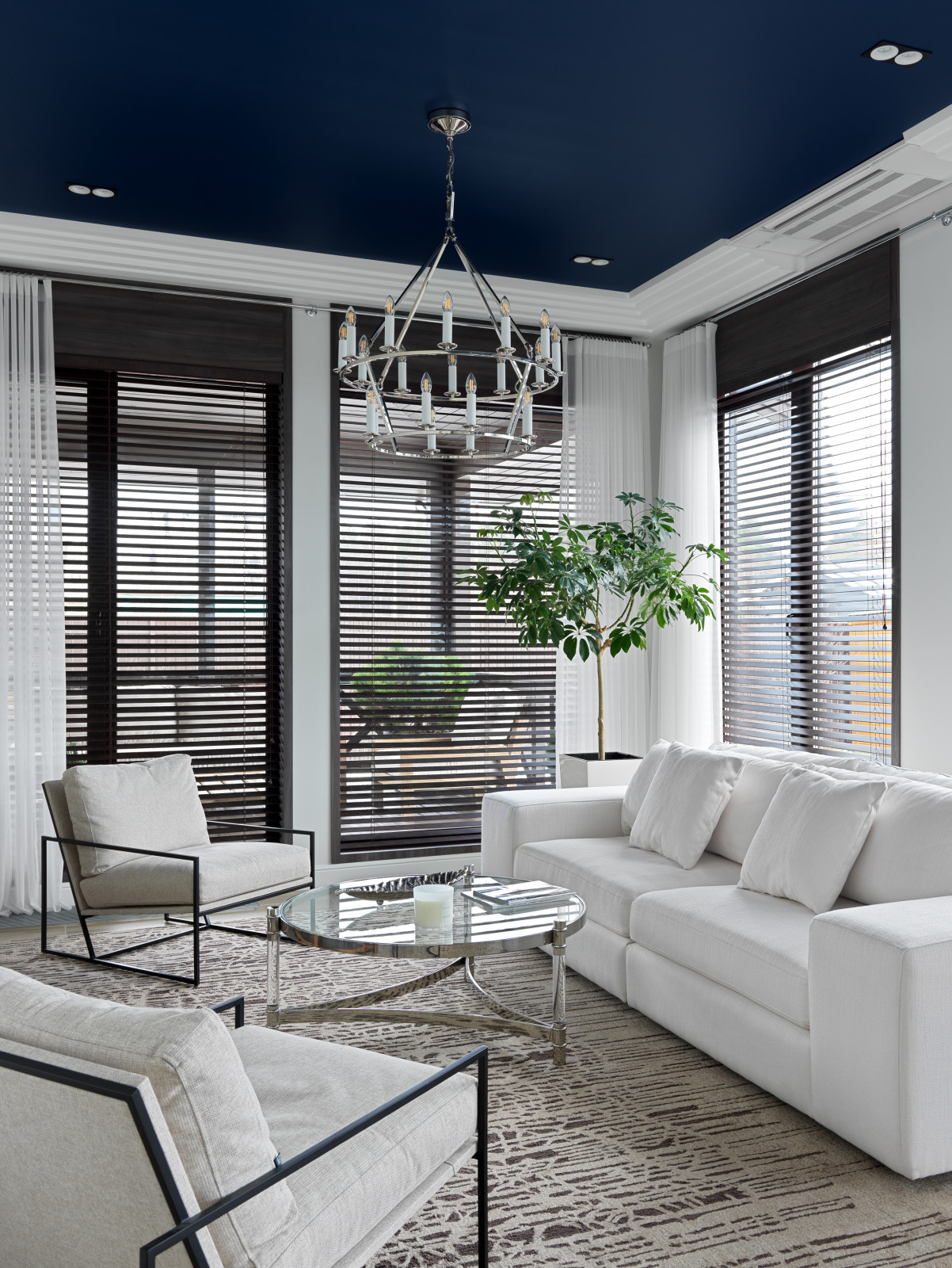 Проект загородного дома 260м²