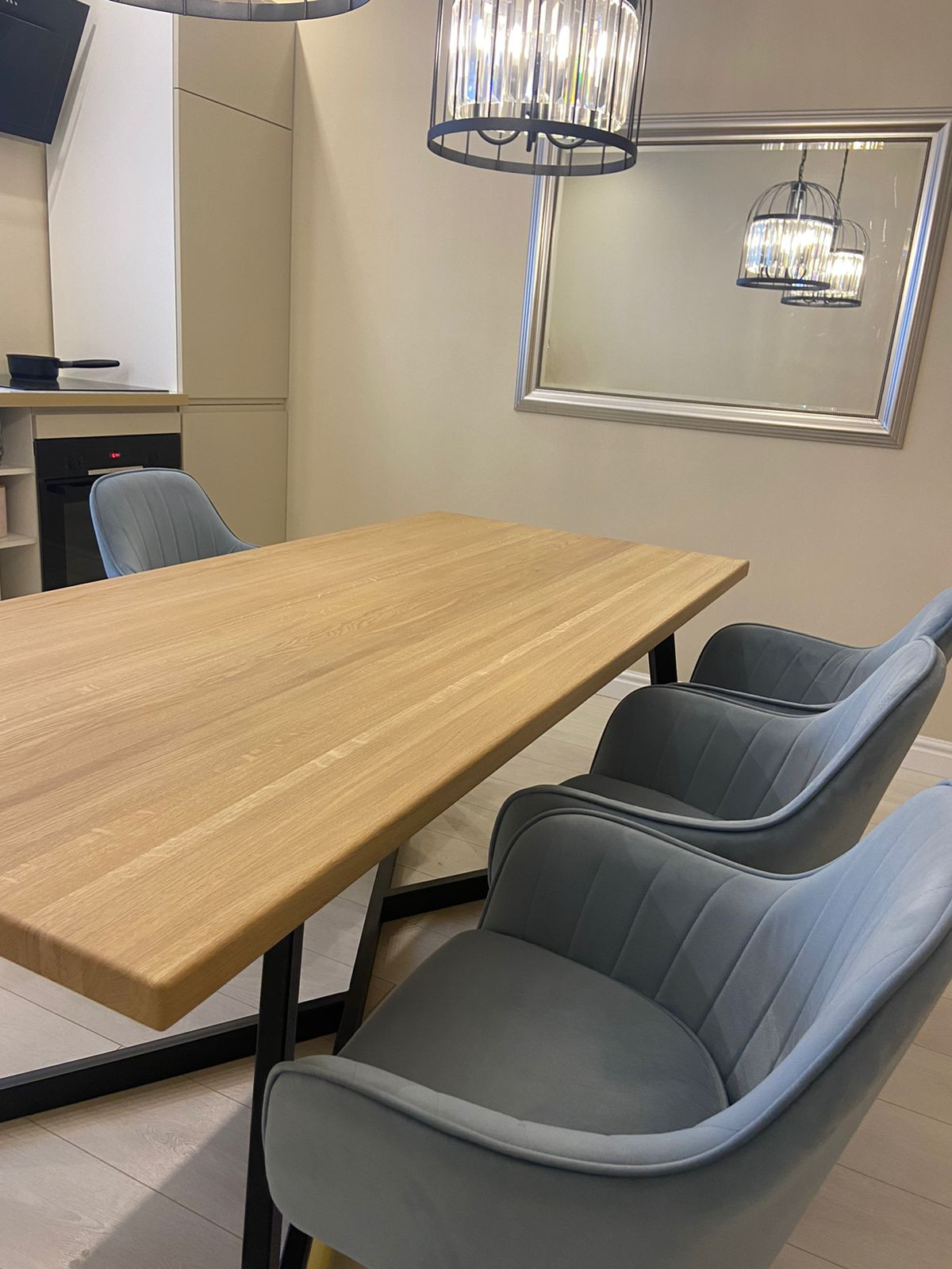 Стол из щита дуба