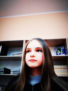 Варя Антоненко