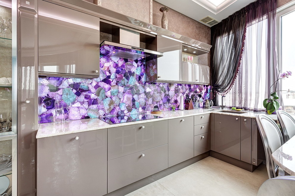 Натуральный камень в интерьере квартиры