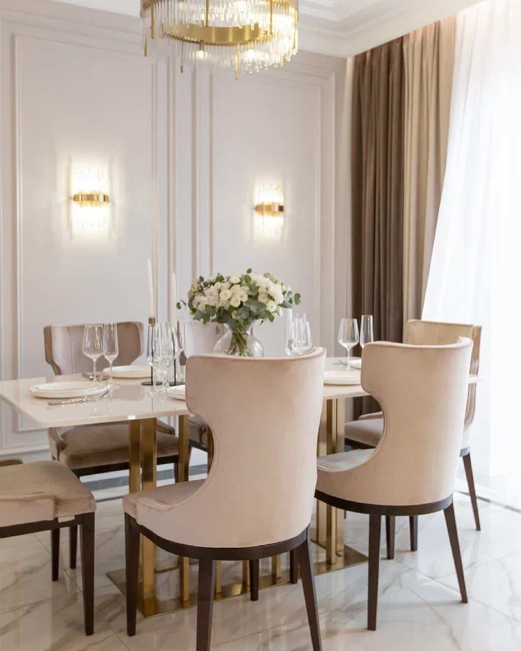 Обложка проекта: Интерьер прихожей и гостиной