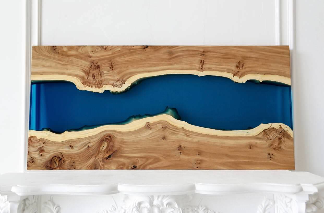 Стол  с рекой для фотостудии