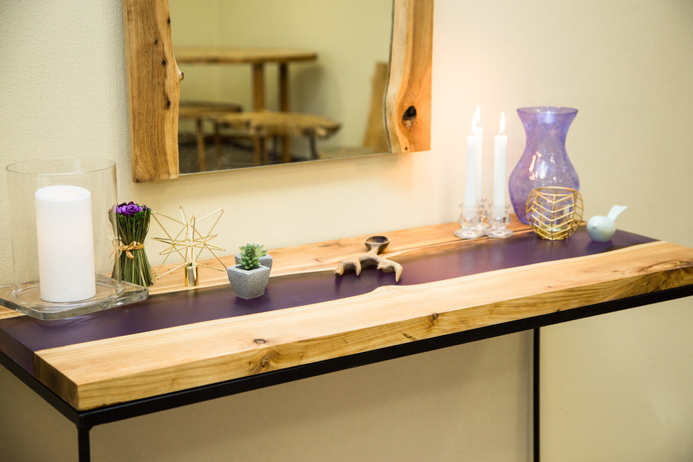 Консоль из дерева Карагач