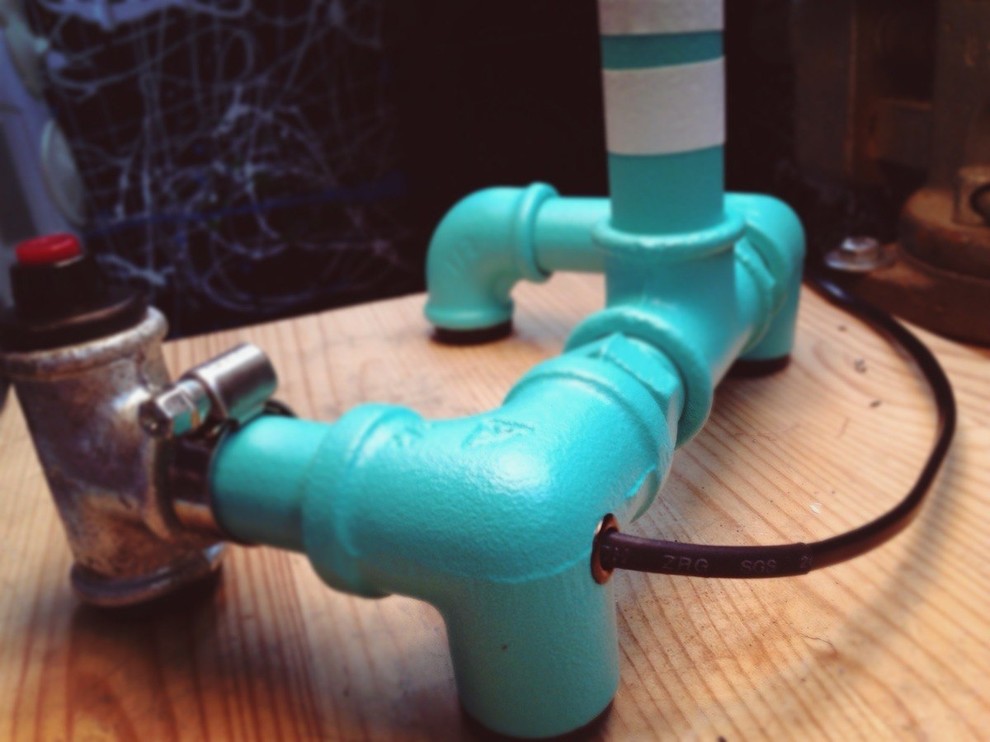 Светильники из водопроводной трубы