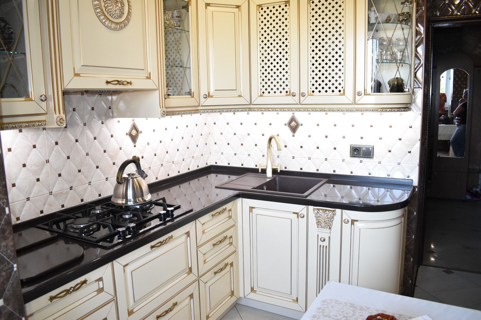 Обложка проекта: Кухня из массива бука, модель ЭКО