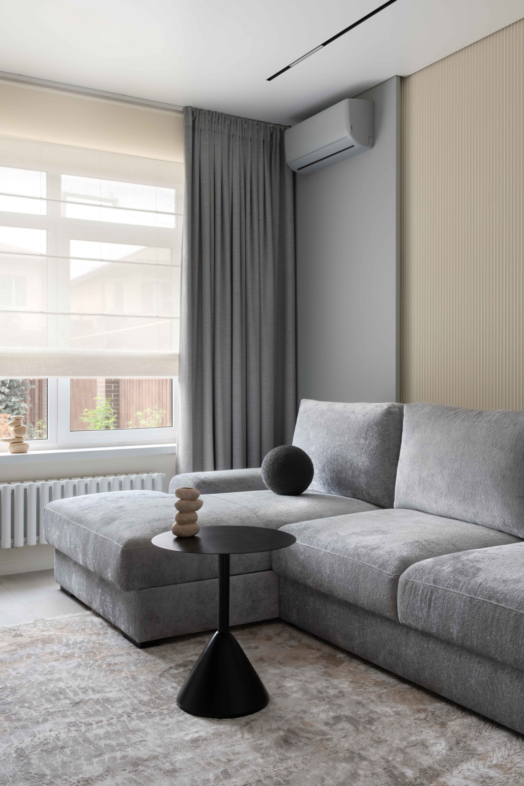 черно-белое