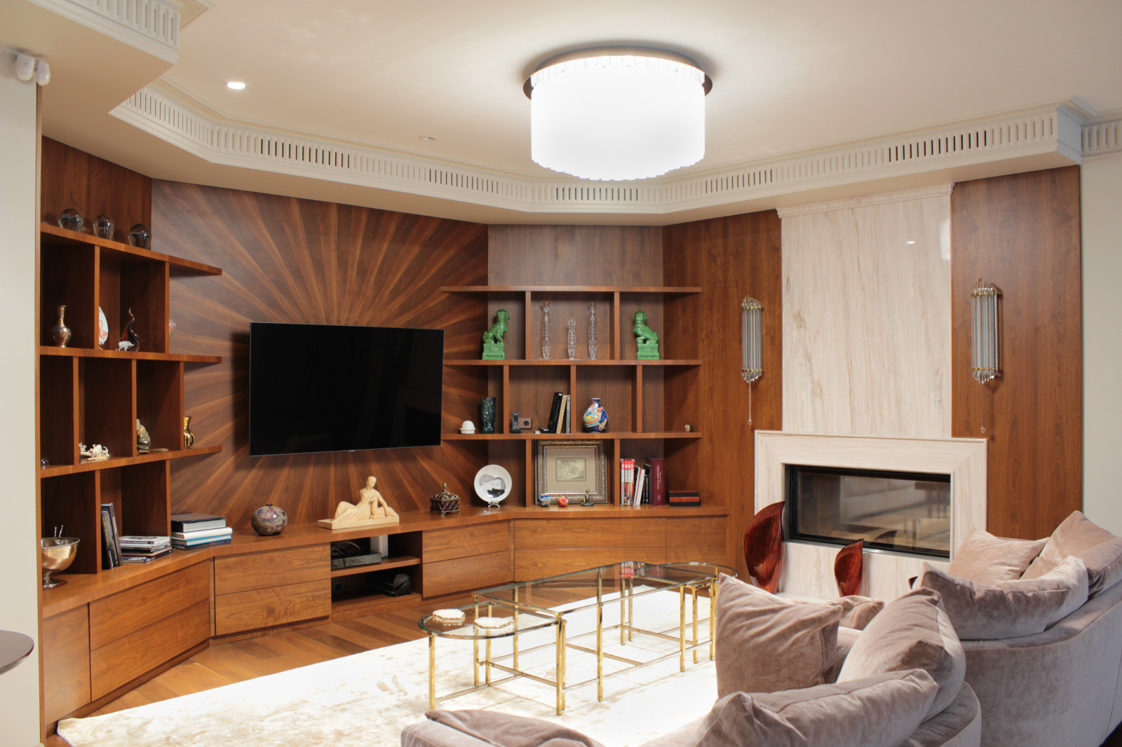 Щегѐльский. Мастерская мебели и декора