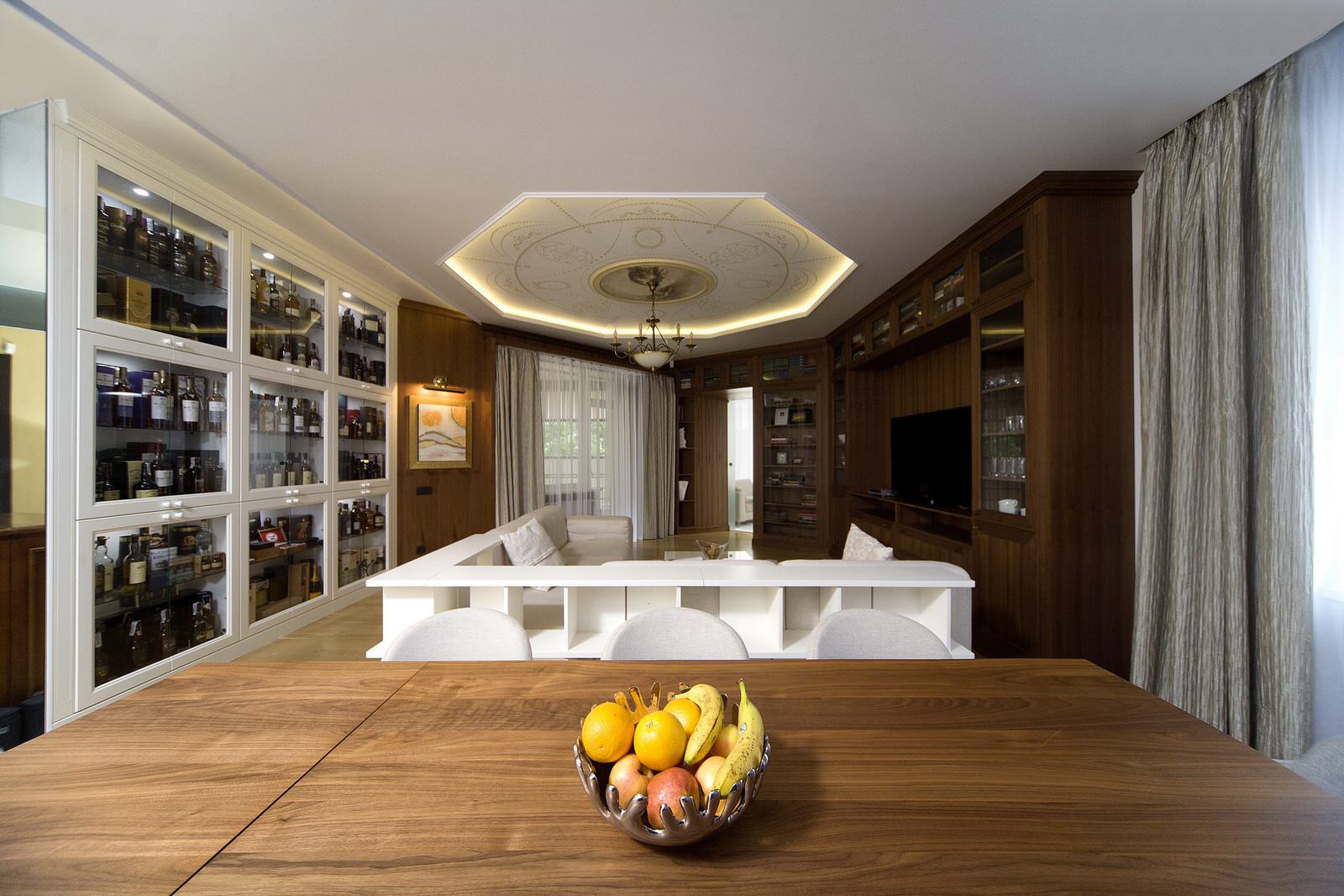 Жилая квартира. г. Полтава. "Роскошь с привкусом виски"