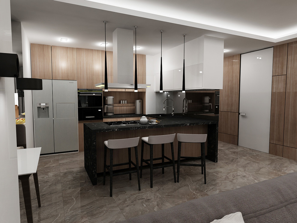 Трехкомнатная на Мосфильмовской г.Москва