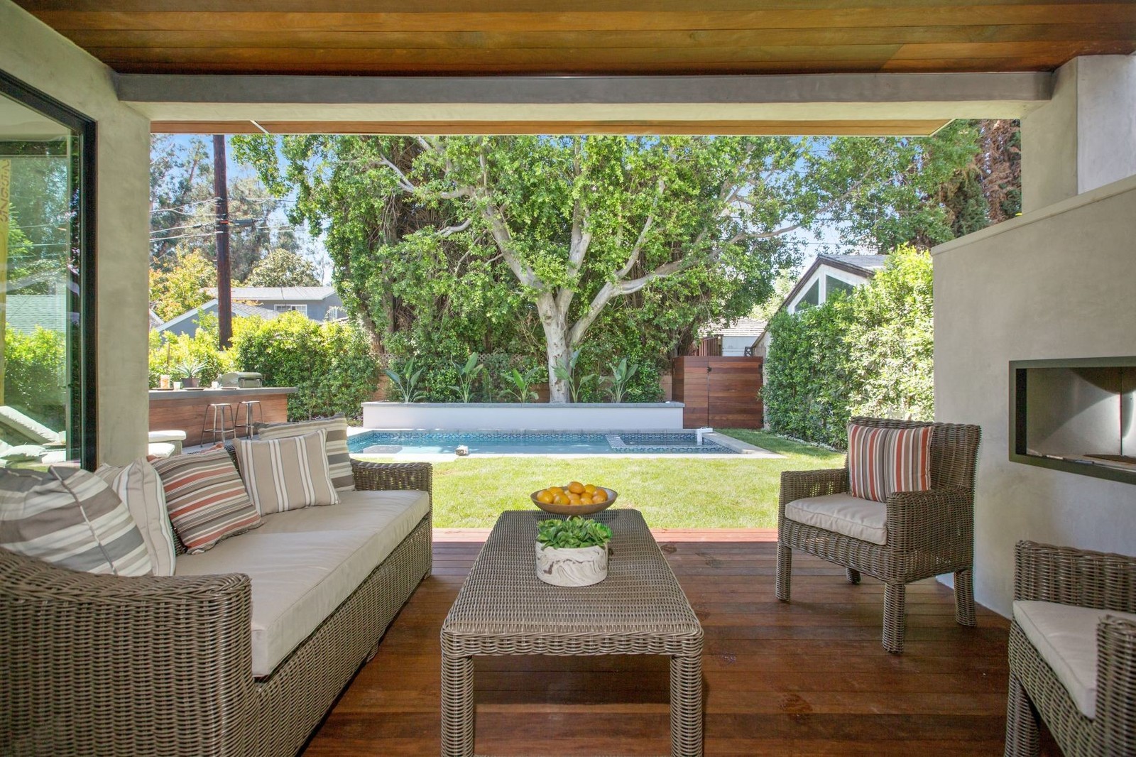 Современная дом в Лос-Анжелесе, район Студио Сити