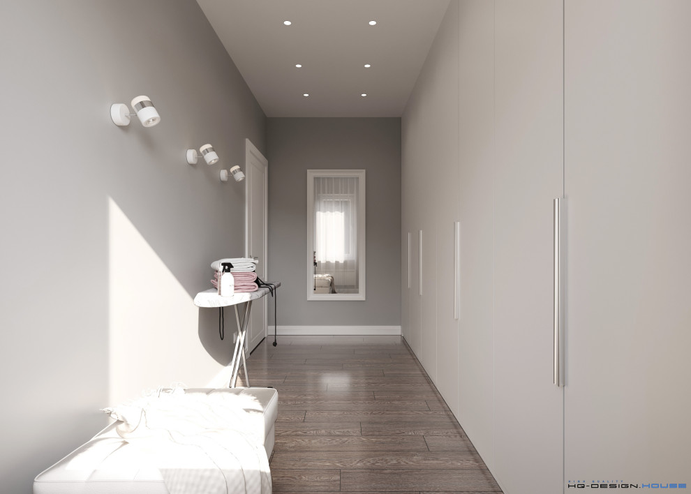 Обложка проекта: Просторная гардеробная с постирочной