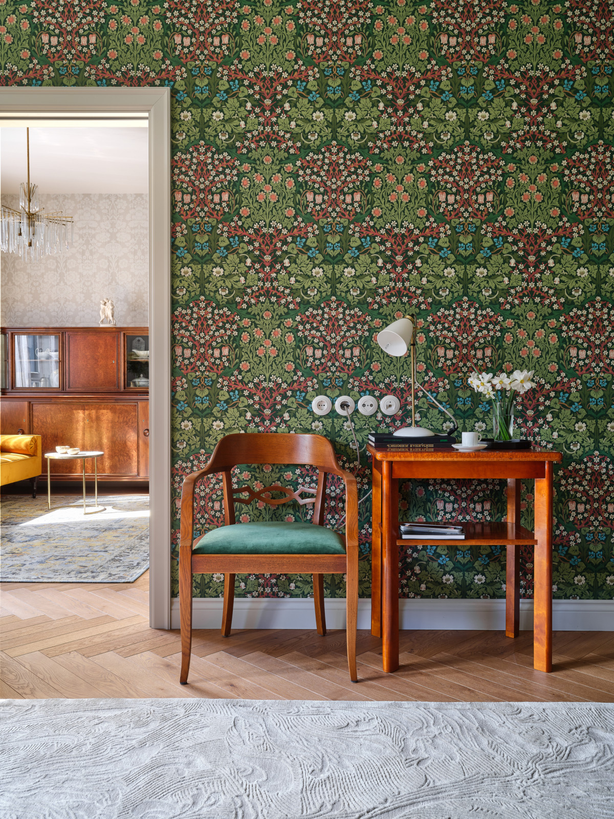 Публикация в ELLE (октябрь 2022)