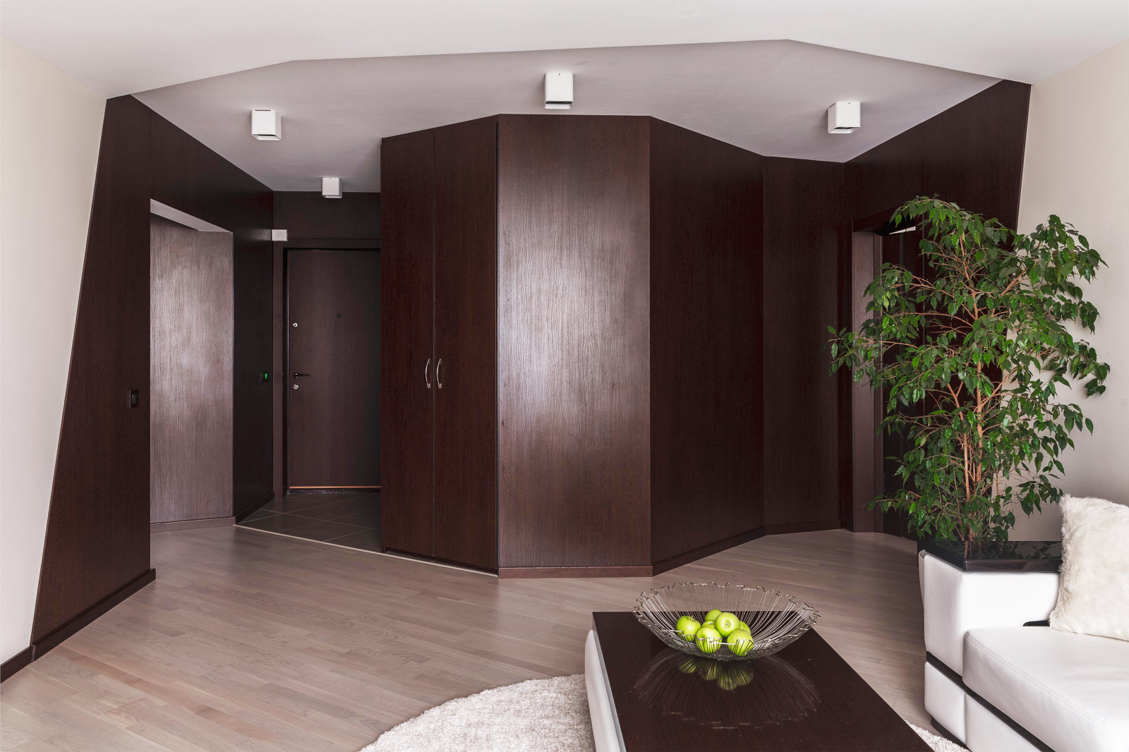 г. Москва, ул. Артековская.