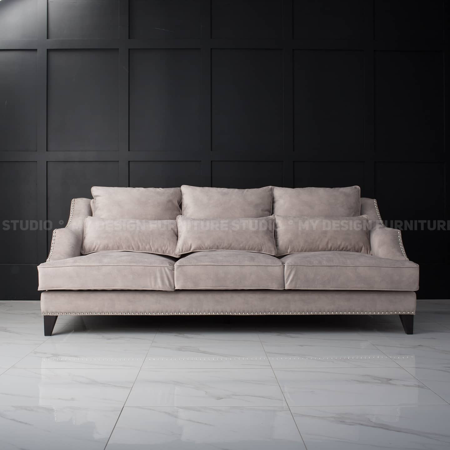 Обложка проекта: Мебель в наличии