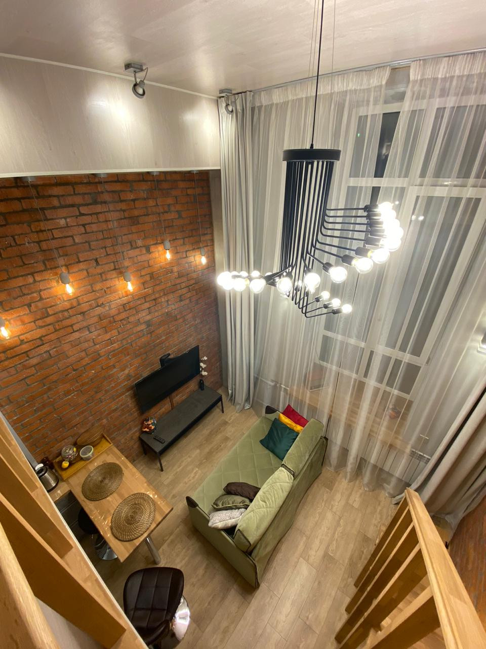 Двухуровневые апартаменты на Окружной