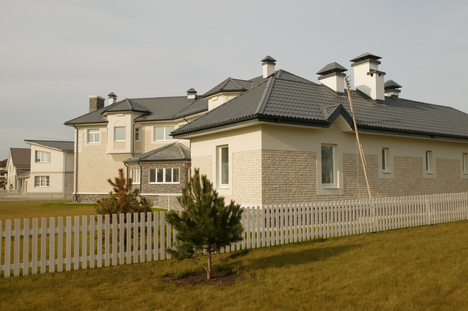 Обложка проекта: Искусственный камень в экстерьере