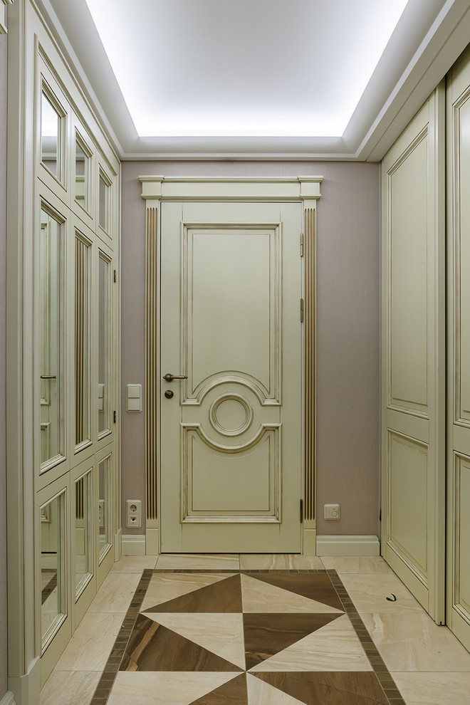 Квартира в Петродворце в классическом стиле - 124 м²