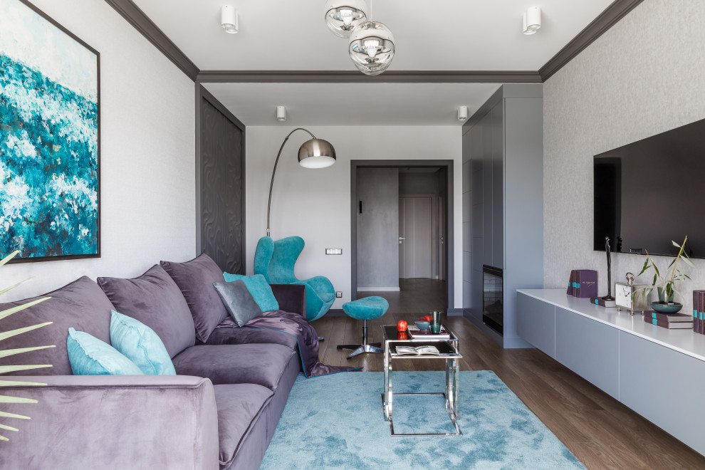 Гостиная с балконом