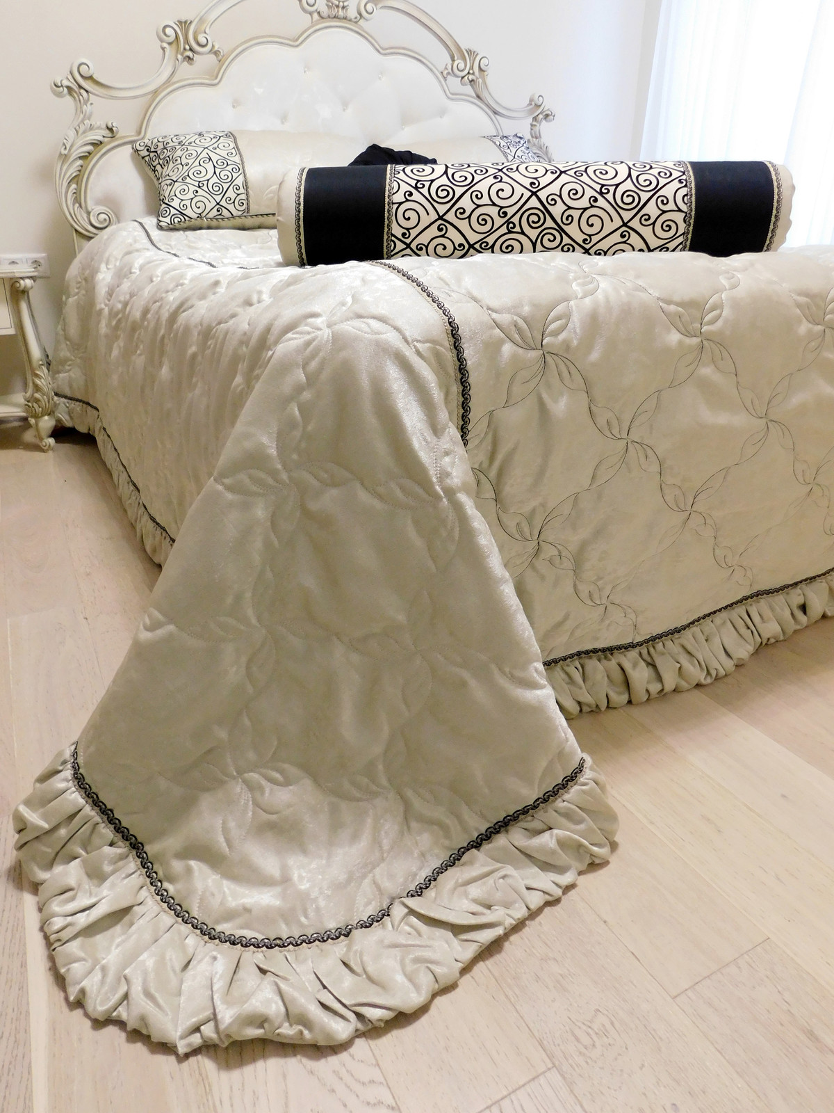 Обложка альбома: спальня