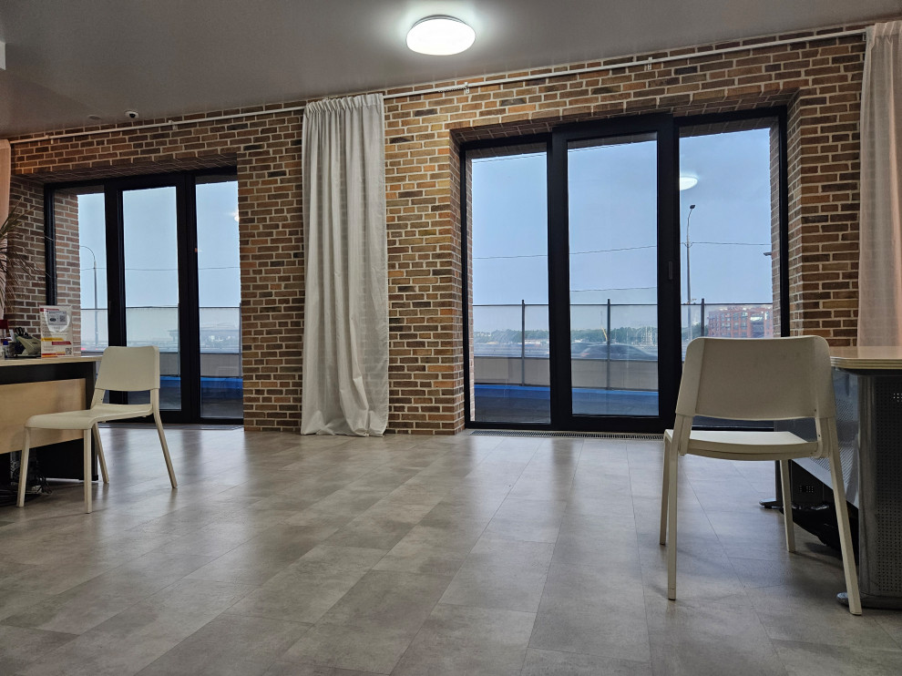 Офис в Петербурге с видом на Неву