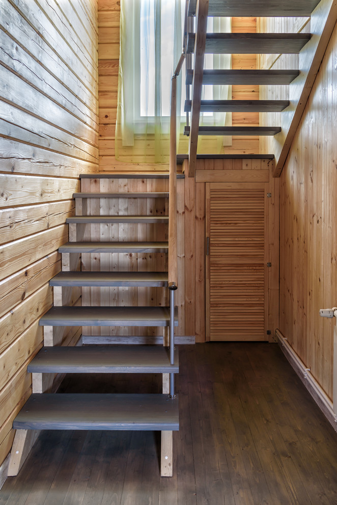 Дом по проекту "Зоря"/ лестница 4