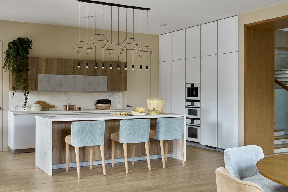 Дом в подмосковье  600 м2