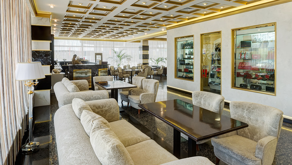 Гостиница "Салют" в Москве.