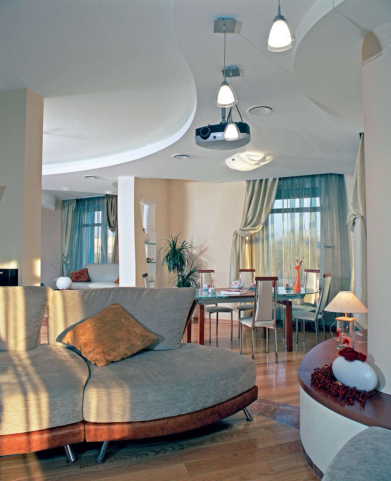 «С чистого листа»